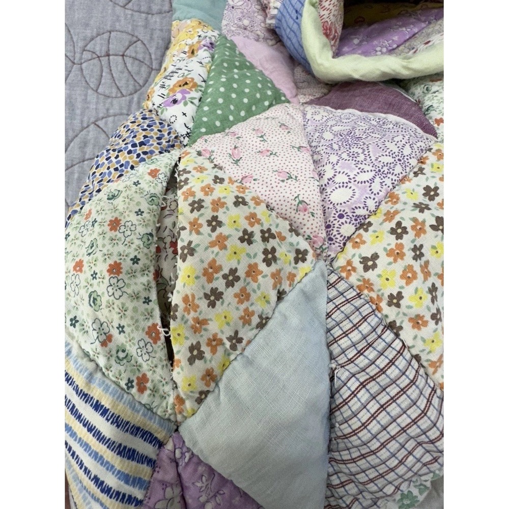 Vintage Handmade Patchwork Quilt Floral Feedsack Style Diamond Scrap Pastel - Picture 8 of 11